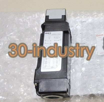 IDEC HS5L-VG44M-G Safety Door Switch - 1PCS New - IDEC