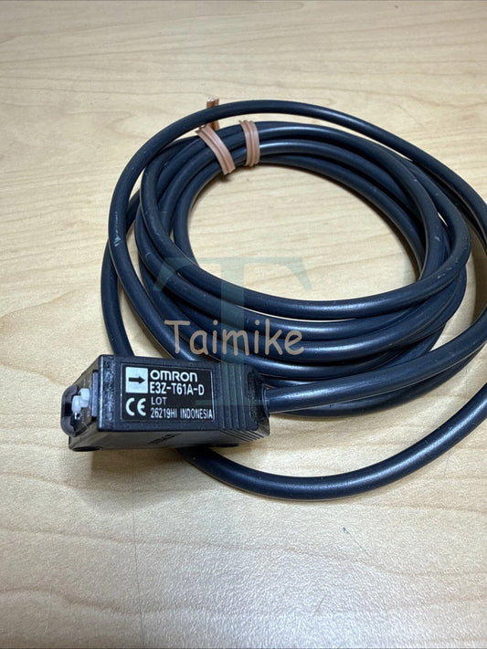 ! Omron E3Z-T61A-D Thru-Beam Photoelectric Sensor