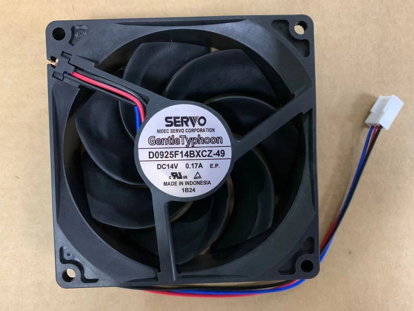 new SERVO GentleTyphoon D0925F14BXCZ-49 9CM 14V 0.17A Scythe fan