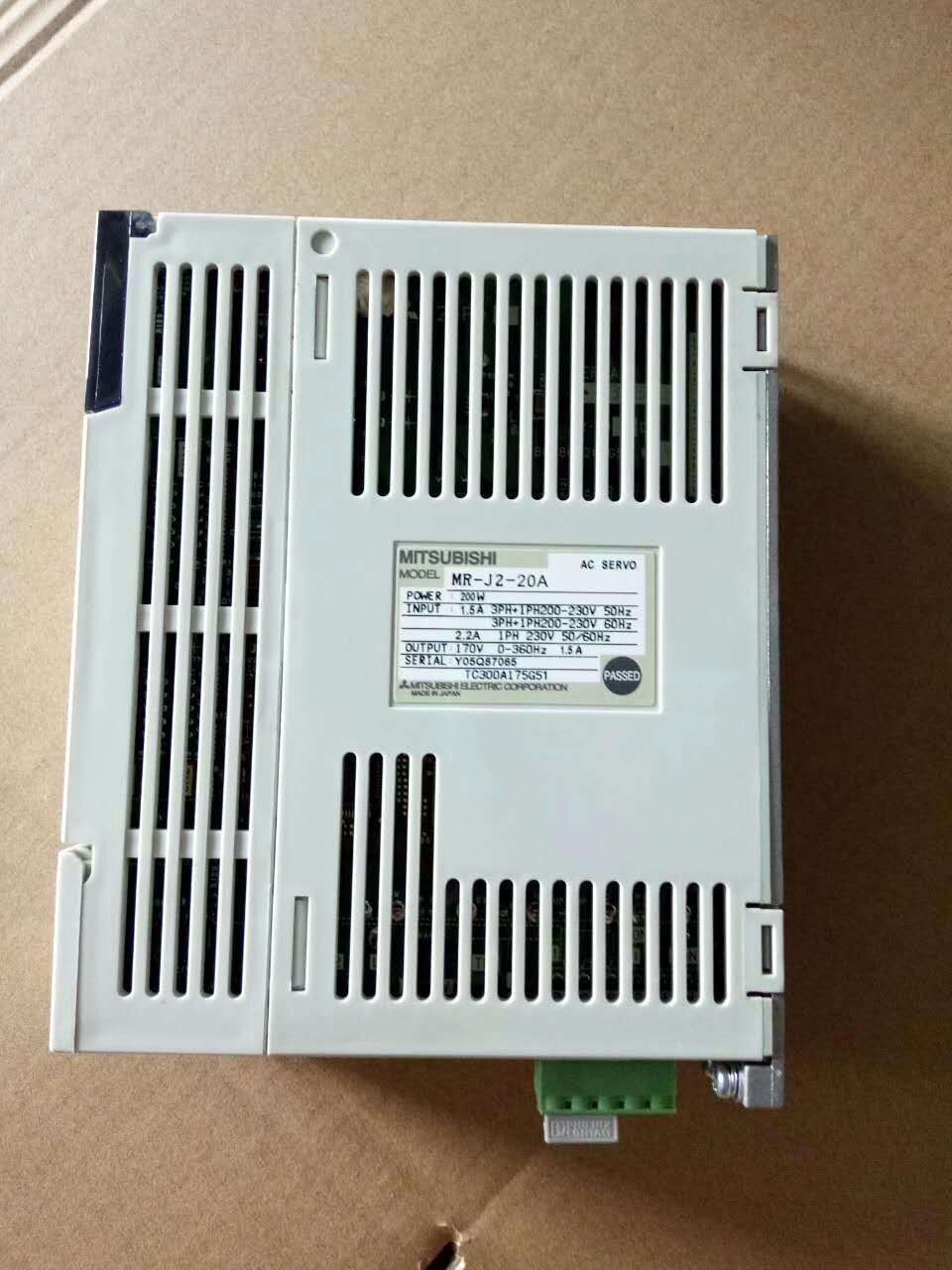 MITSUBISHI AC SERVO DRIVER MR-J2-20A MRJ220A