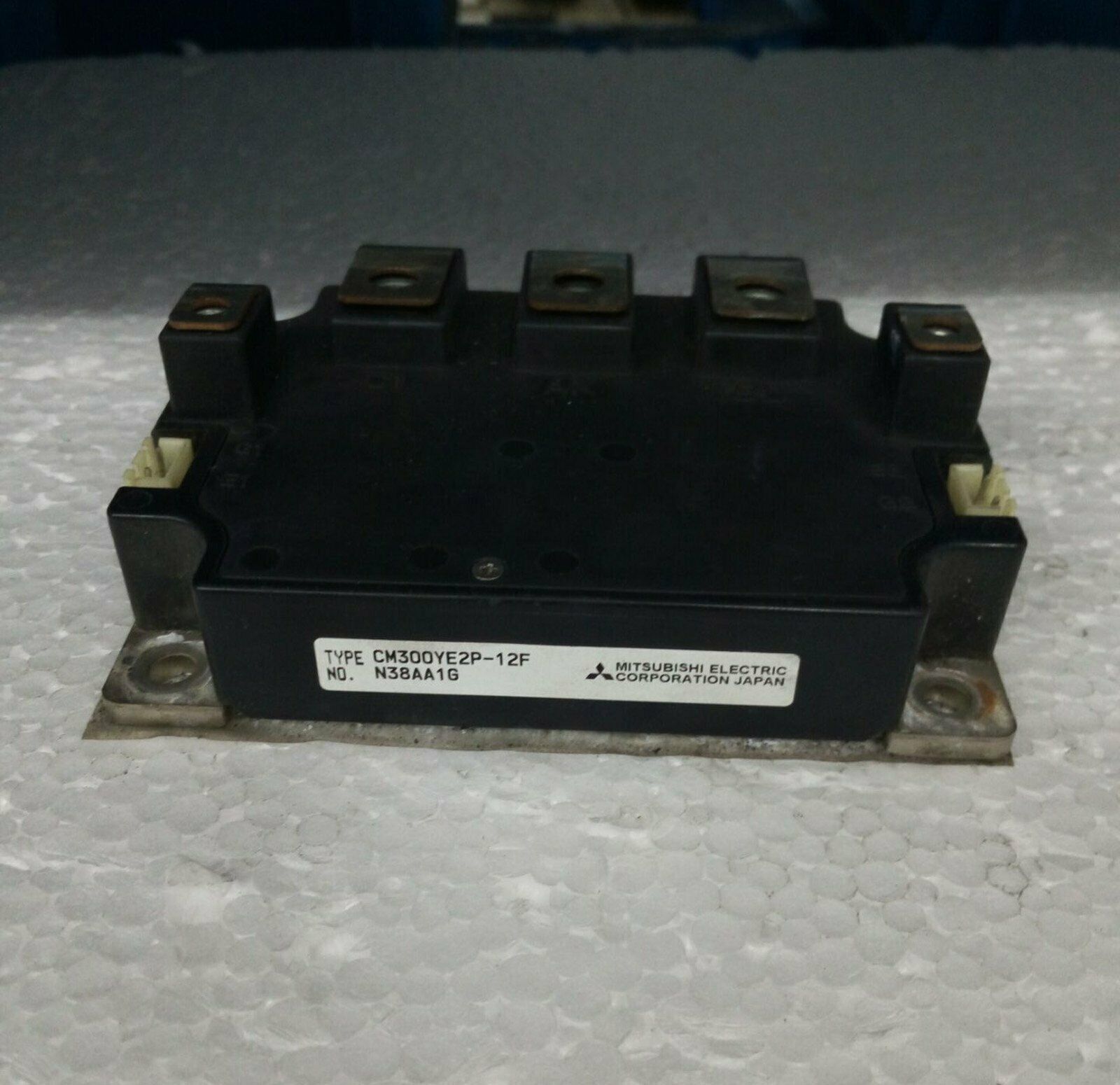 1PC Mitsubishi CM300YE2P-12F Power Module - MITSUBISHI