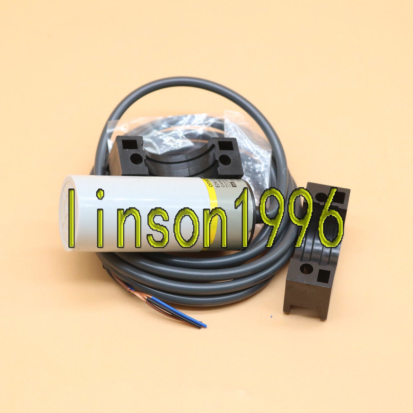 Omron E2K-C25ME1 Capacitive Proximity Switch Sensor Detecto - OMRON