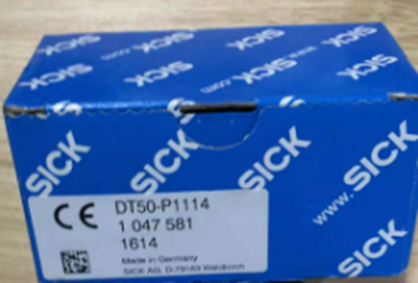 New SICK DT50-P1114 Mid-Range Distance Sensor - SICK