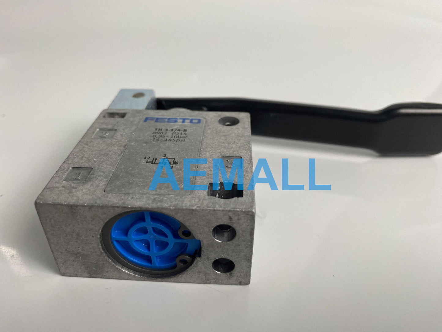 1pcs Festo TH-3-1/4-B 8983 Finger Lever Valve