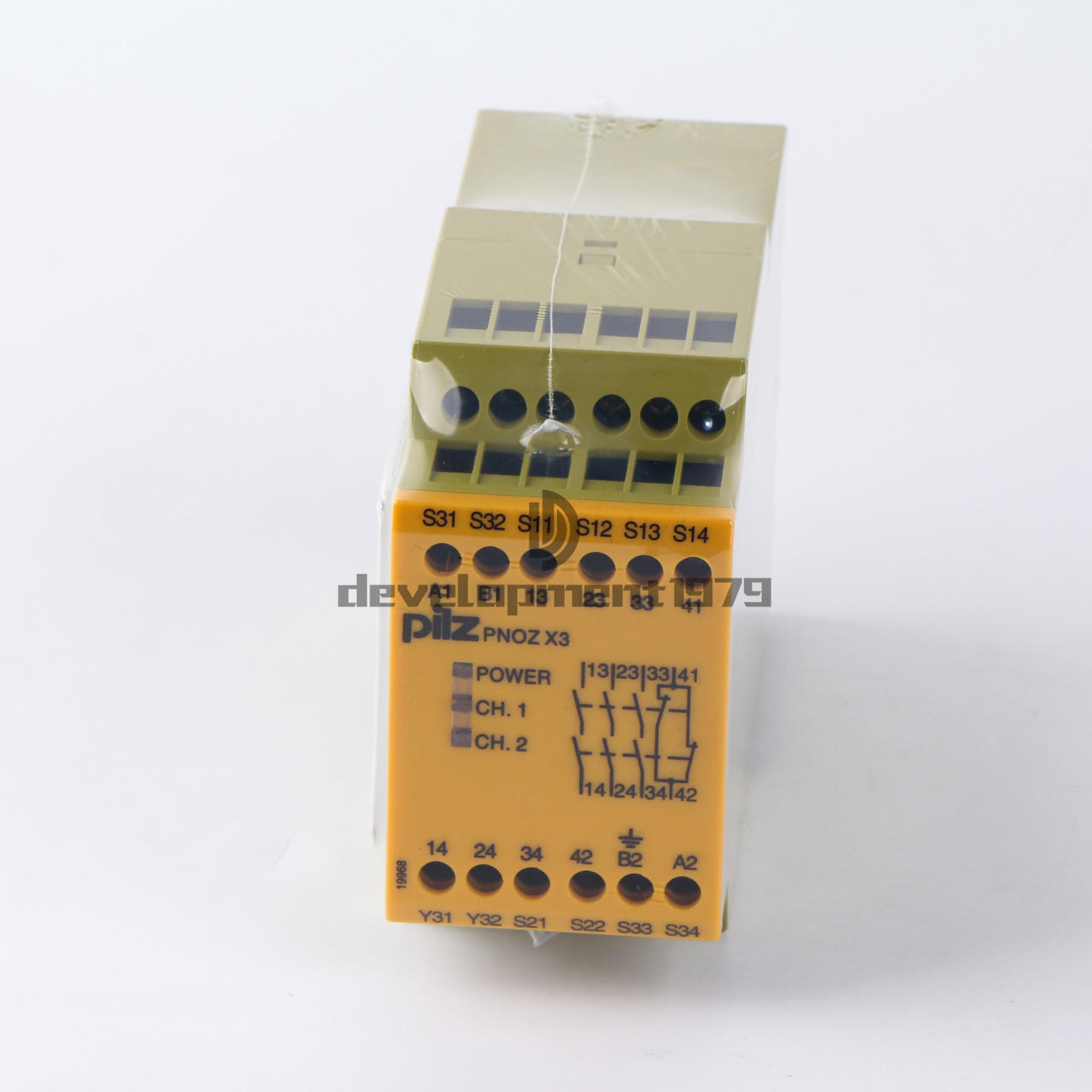 new ONE  PILZ 774314 PNOZ X3 Safety Relay PILZ