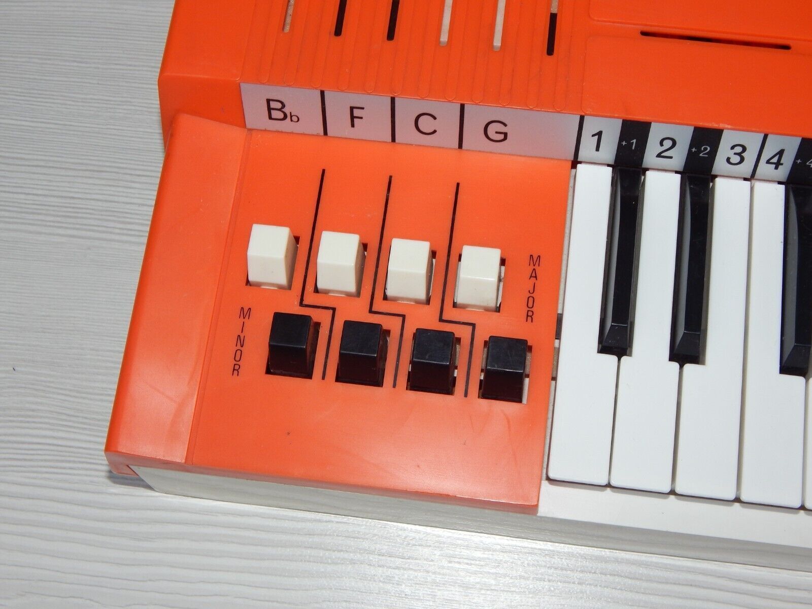 used Electric Chord Organ BONTEMPI B104 Keys Vintage - BONTEMPI