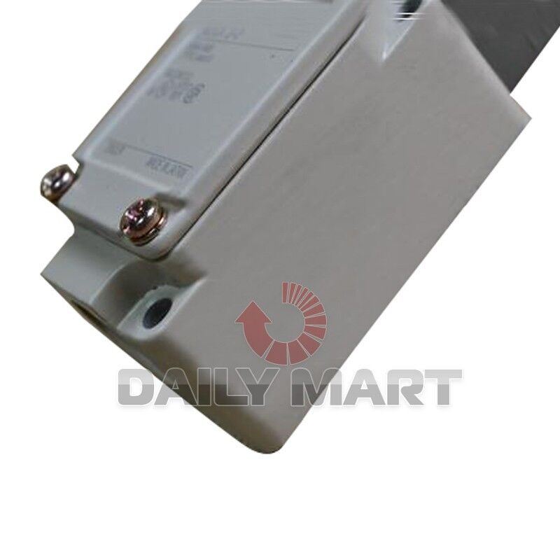new OMRON WLCA2-2 WLCA22 Limit Switch Ship - OMRON