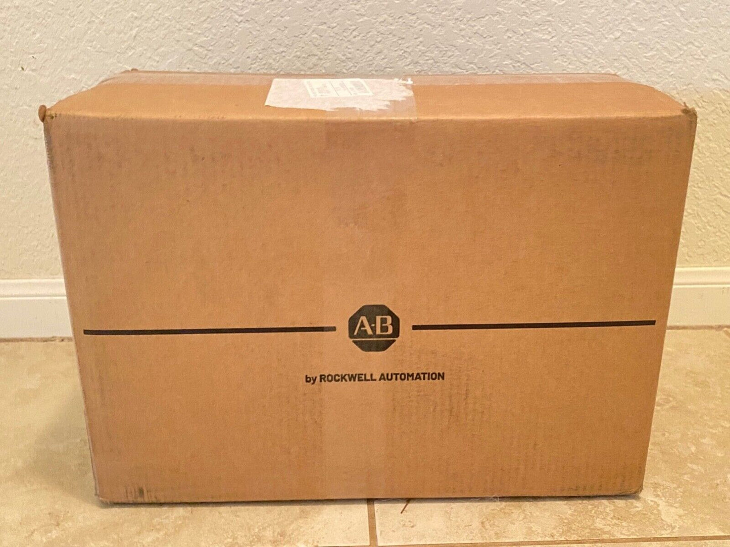 Allen-Bradley VPL-B1652C-PJ14AA Kinetix VP Low Inertia Servo Motor - ALLEN-BRADLEY