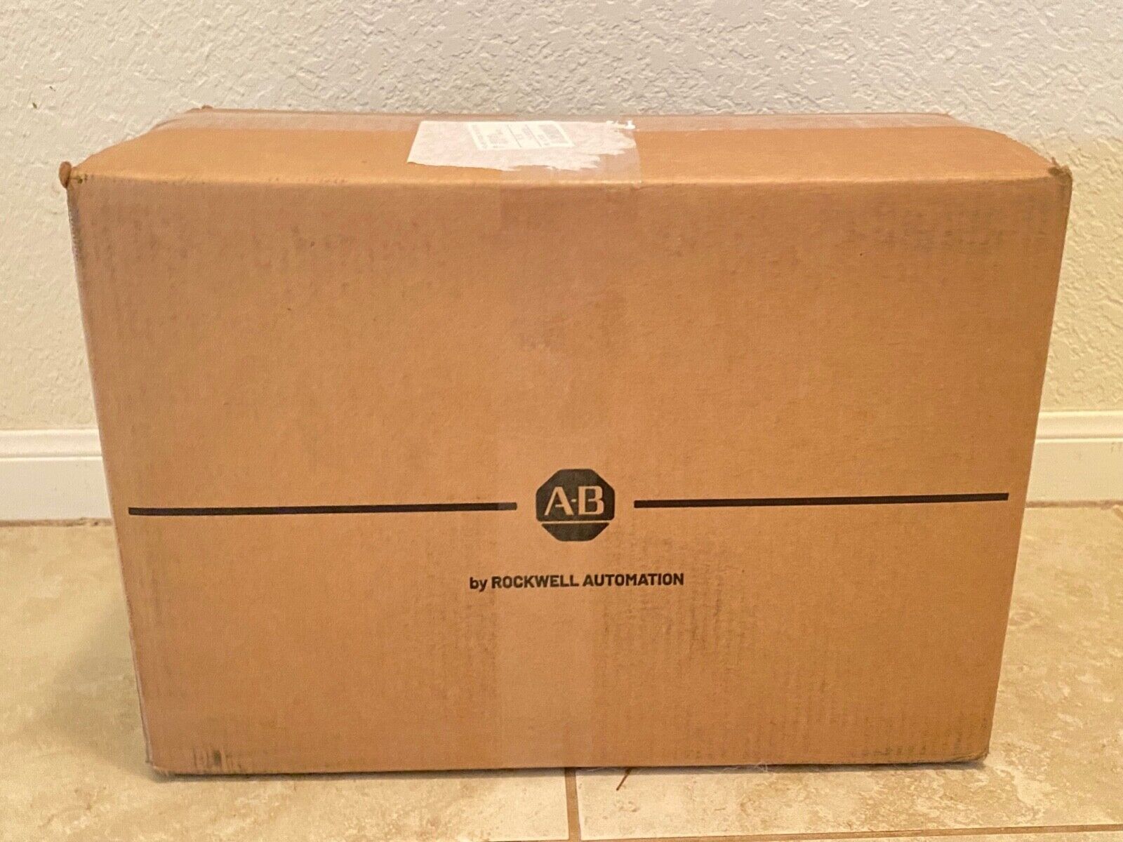 Allen-Bradley VPL-B1652C-PJ14AA Kinetix VP Low Inertia Servo Motor - ALLEN-BRADLEY