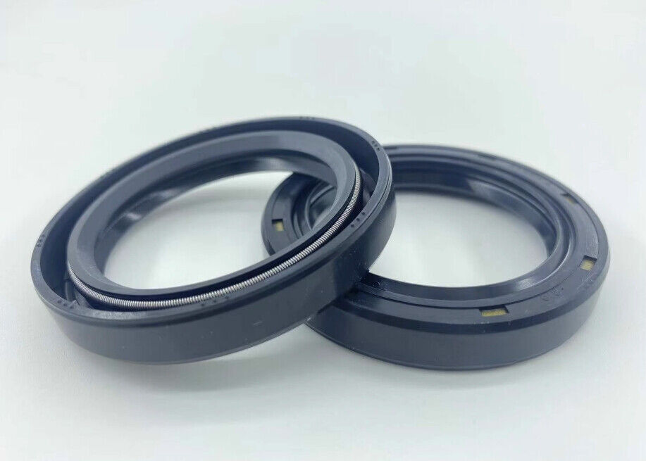 1PCS FIT FOR Injection molding machine skeleton oil seal AE2676E