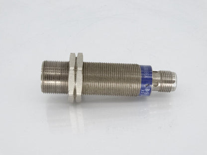 used SCHNEIDER ELECTRIC XS618B1NAM12 SENSOR - SCHNEIDER ELECTRIC
