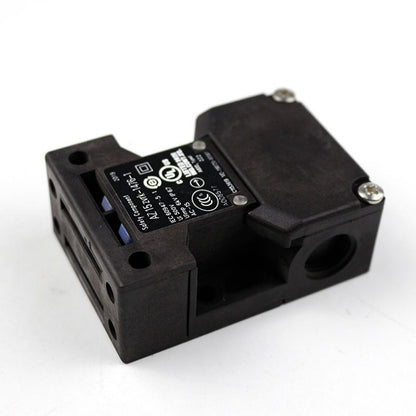 SCHMERSAL AZ15ZVRK-1476-1 Safety Door Switch AC-15 500V - SCHMERSAL
