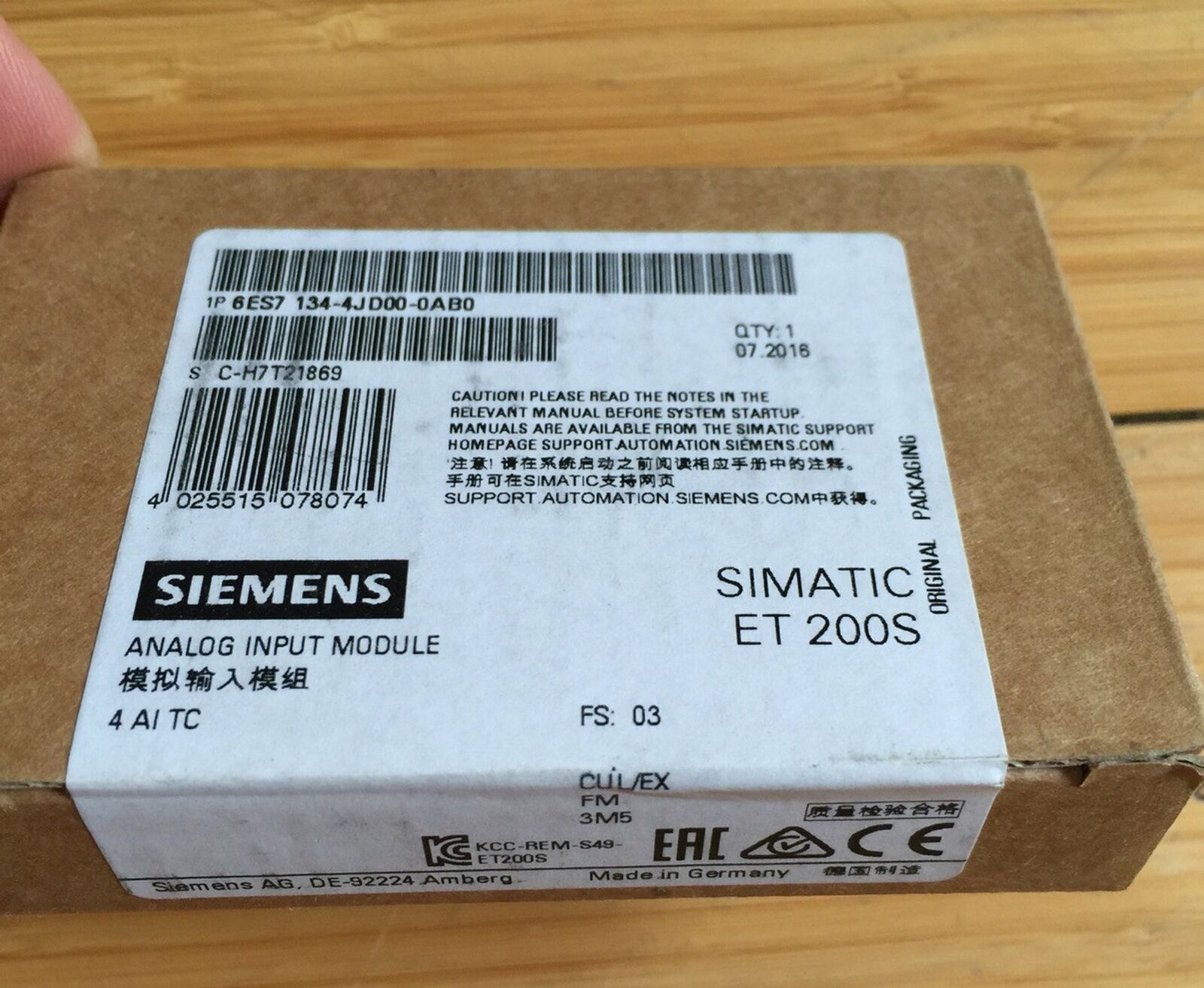 new 1PC 6ES7134-4JD00-0AB0 Analog Input Module  SIEMENS In Box Fast Delivery