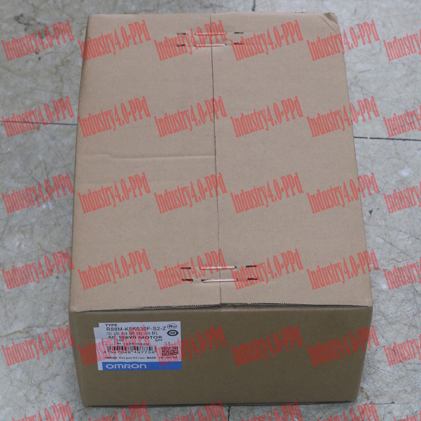 Omron R88M-K5K030F-S2-Z Servo Motor Fast Ship - OMRON