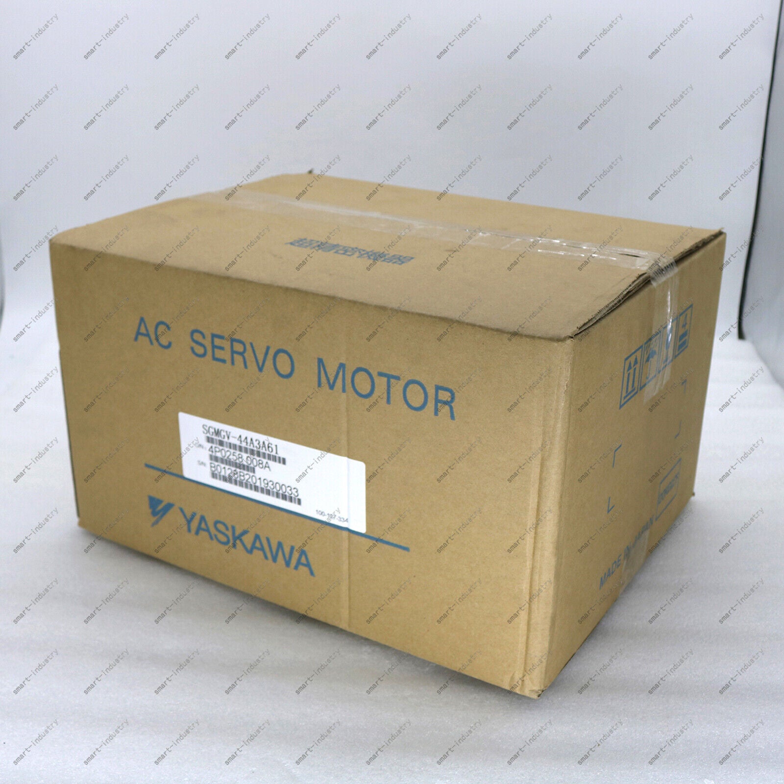 new 1 piece   yaskawa servo Motor SGMGV-44A3A61 ship