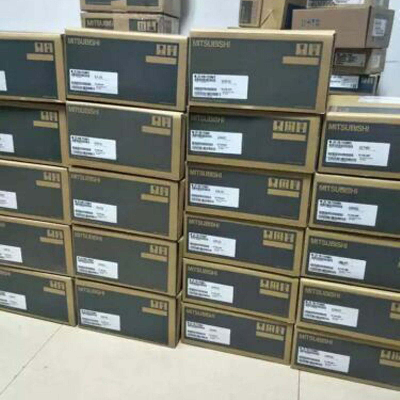 Mitsubishi ONE MR-J2S-350B: Fast Delivery & Quality Product - MITSUBISHI