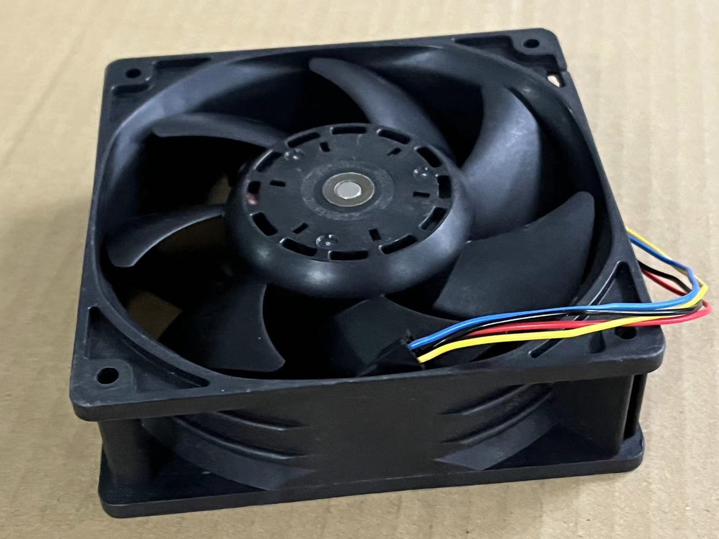 new 1PC Sanyo 9GV1224P1H01 DC24V 0.8A 12038 12CM high air volume cooling fan