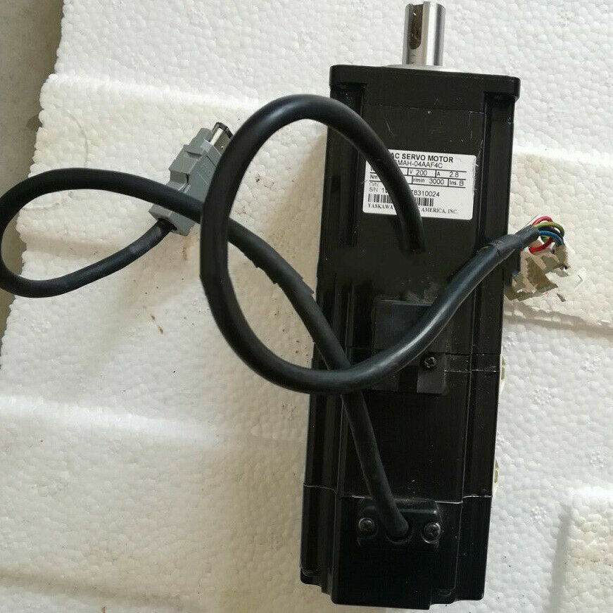 Yaskawa SGMAH04AAF4C Servo Motor - YASKAWA