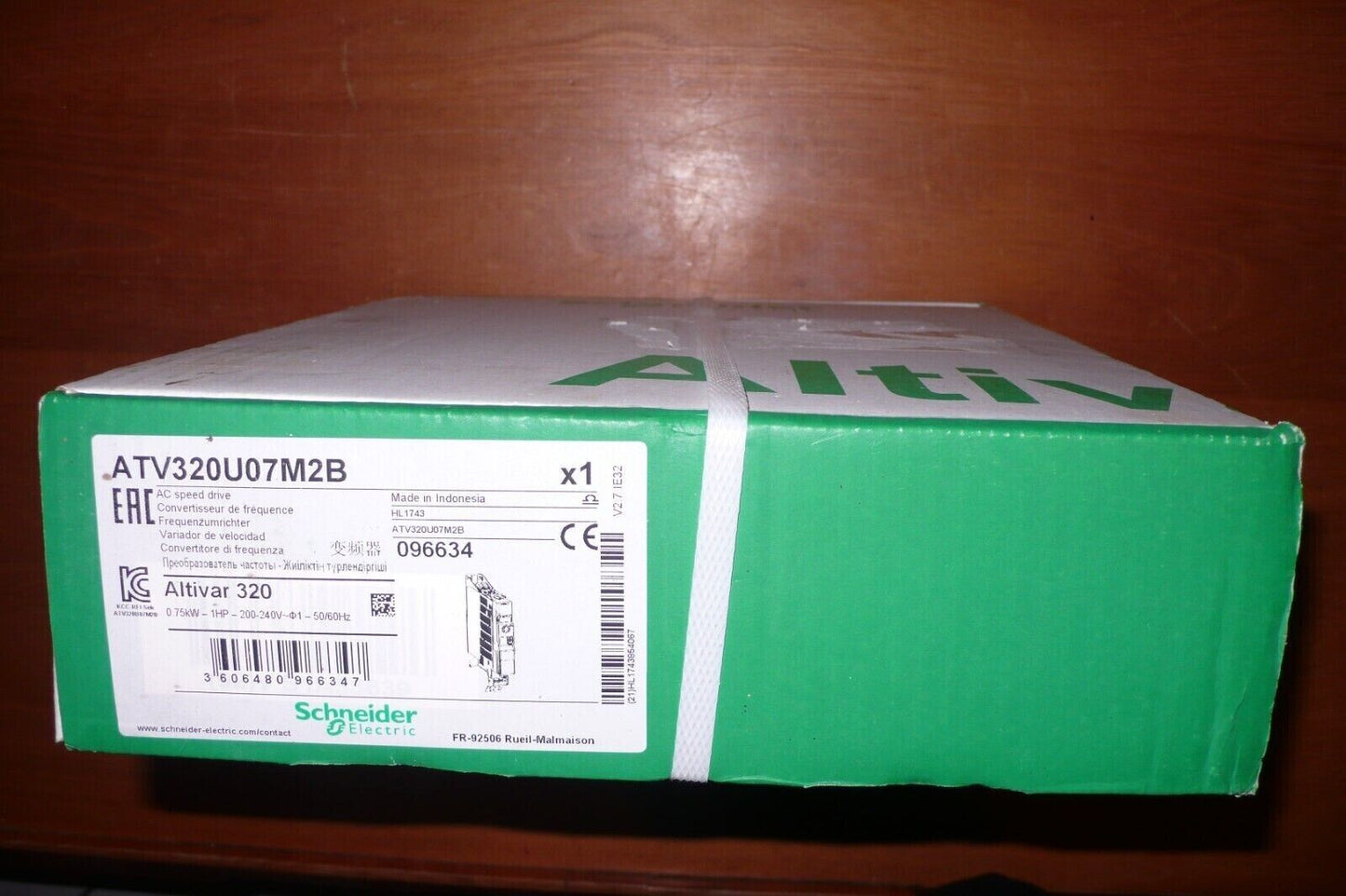 ALTIVAR ATV320U07M2B 220V Inverter TriPhase 0.75KW - ALTIVAR