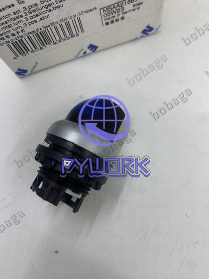1Pcs EATON MOELLER M22-WRLK3-B free shipping~