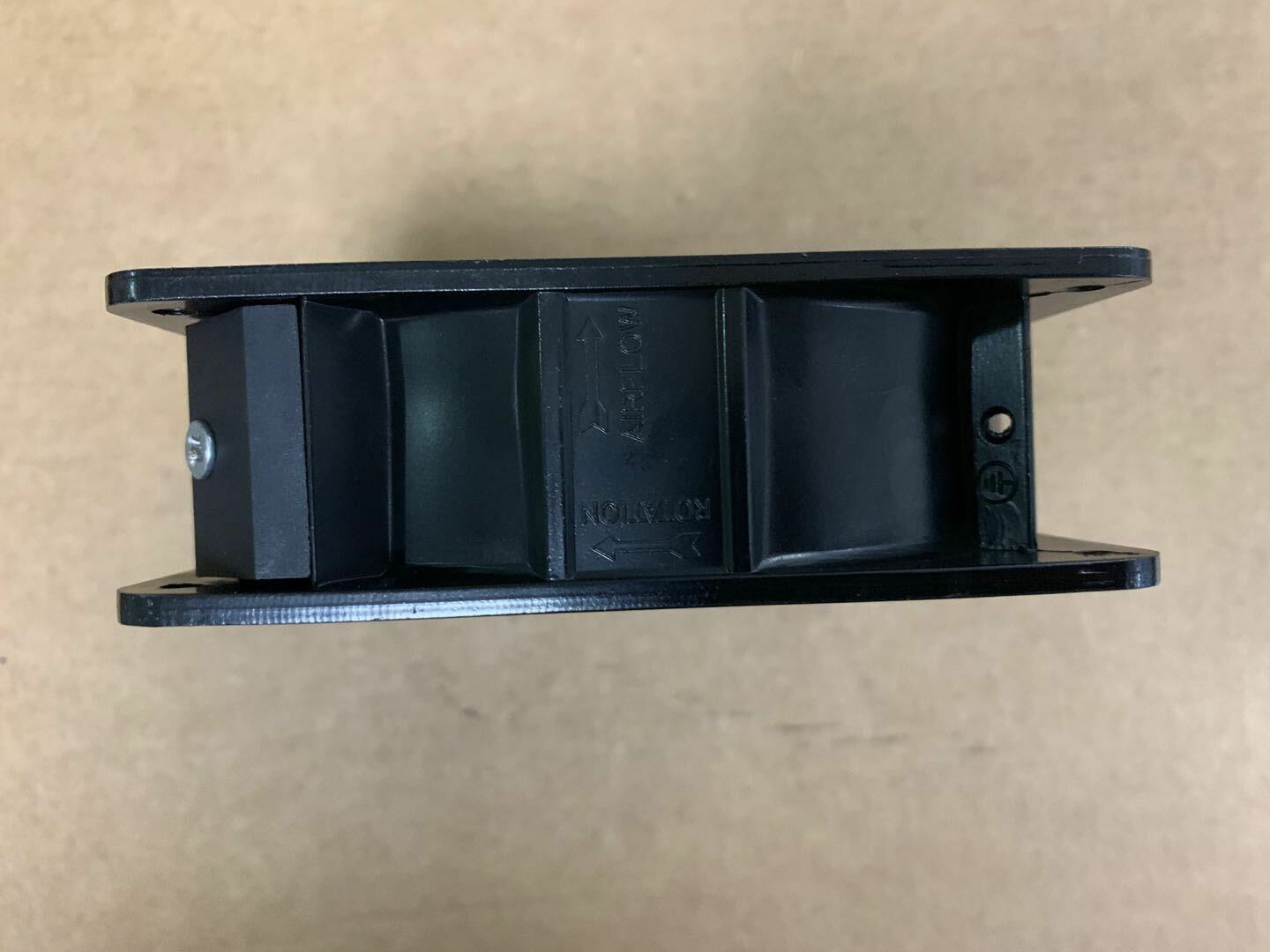 new 1PC HUITONG HT-A12038D220 220-240V 12038 0.1-0.16A Cabinet Cooling Fan