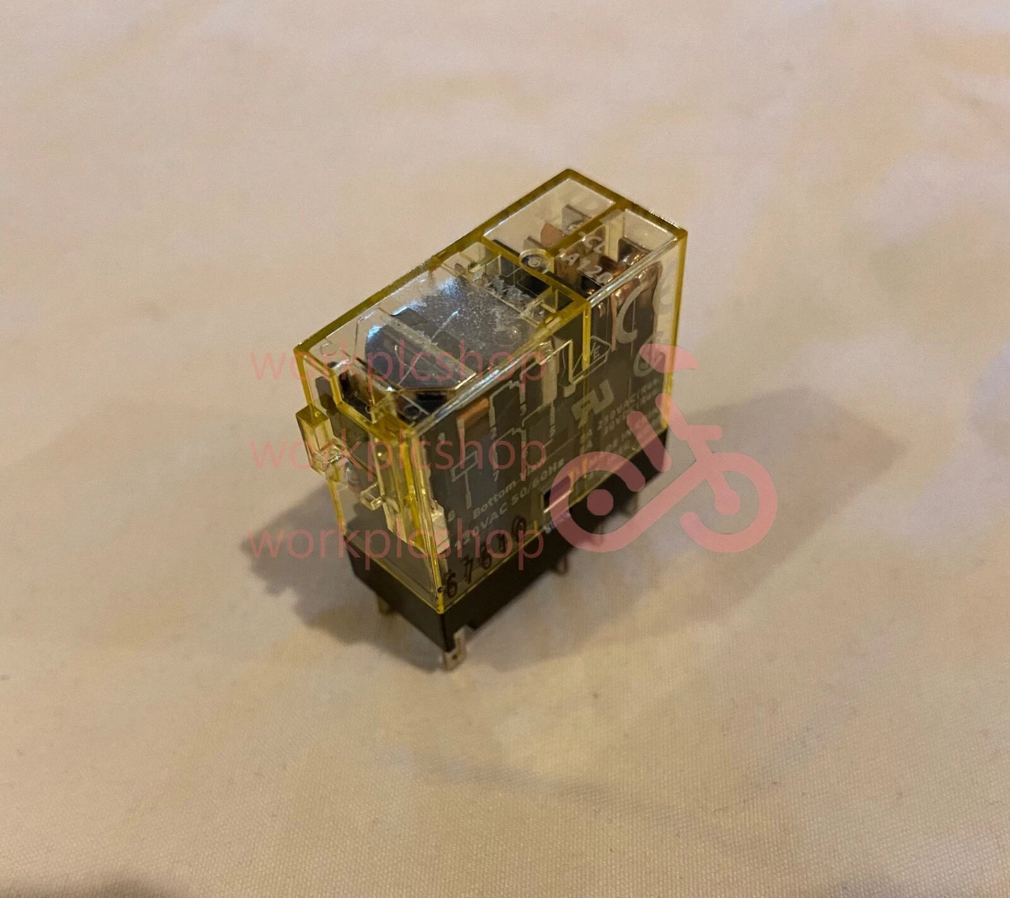 10PCS/BOX IDEC RJ2S-CL-A120 / RJ2SCLA120 Old Stock