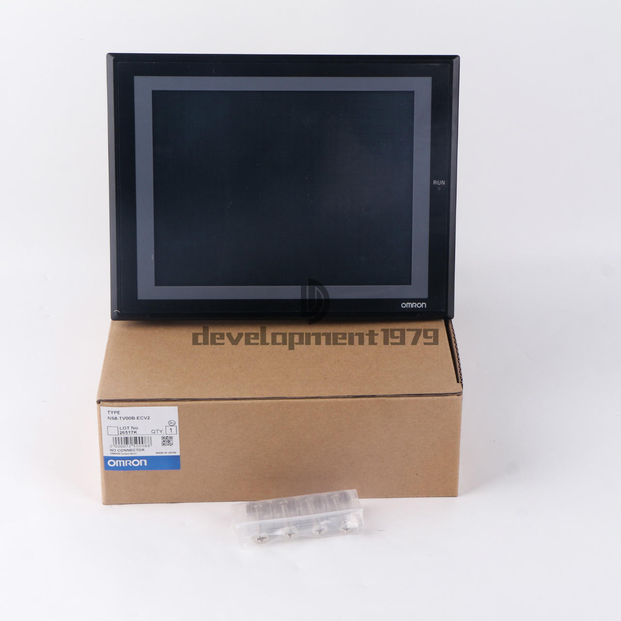 new  One Omron NS8-TV00B-ECV2 NS8TV00BECV2 Touch Panal HMI