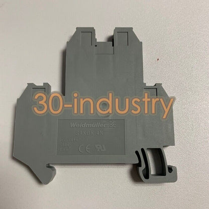 100PCS SAKDK 4N Double-Layer Nail Type Terminal Block 2049740000 - SAKDK