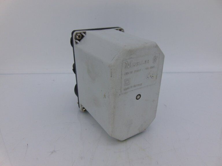 Eaton Professional MCS11 SWITCH High-Performance Switchgear Unit - EATON