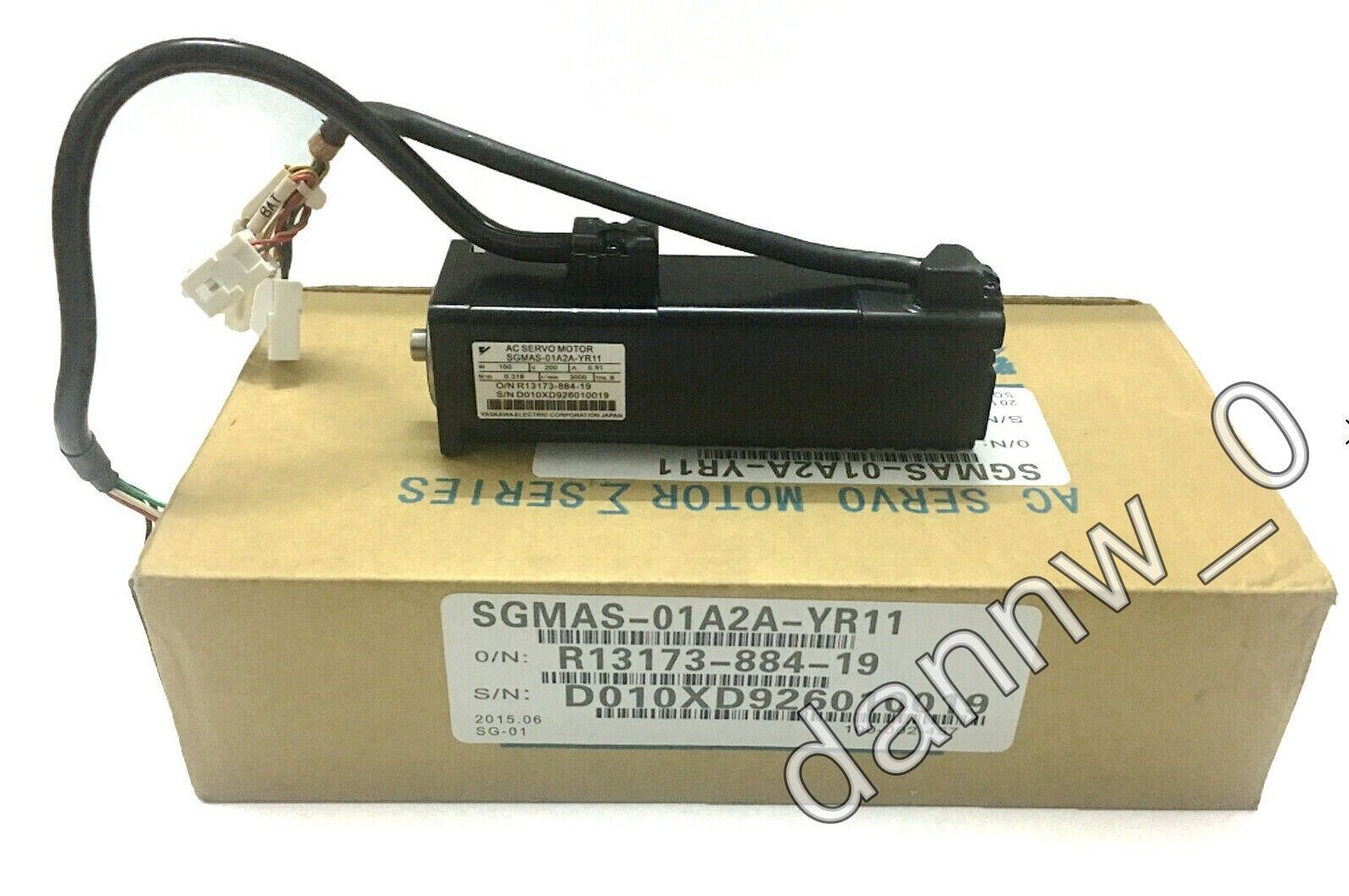 New YASKAWA SGMAS-01A2A-YR11 Servo Motor - YASKAWA