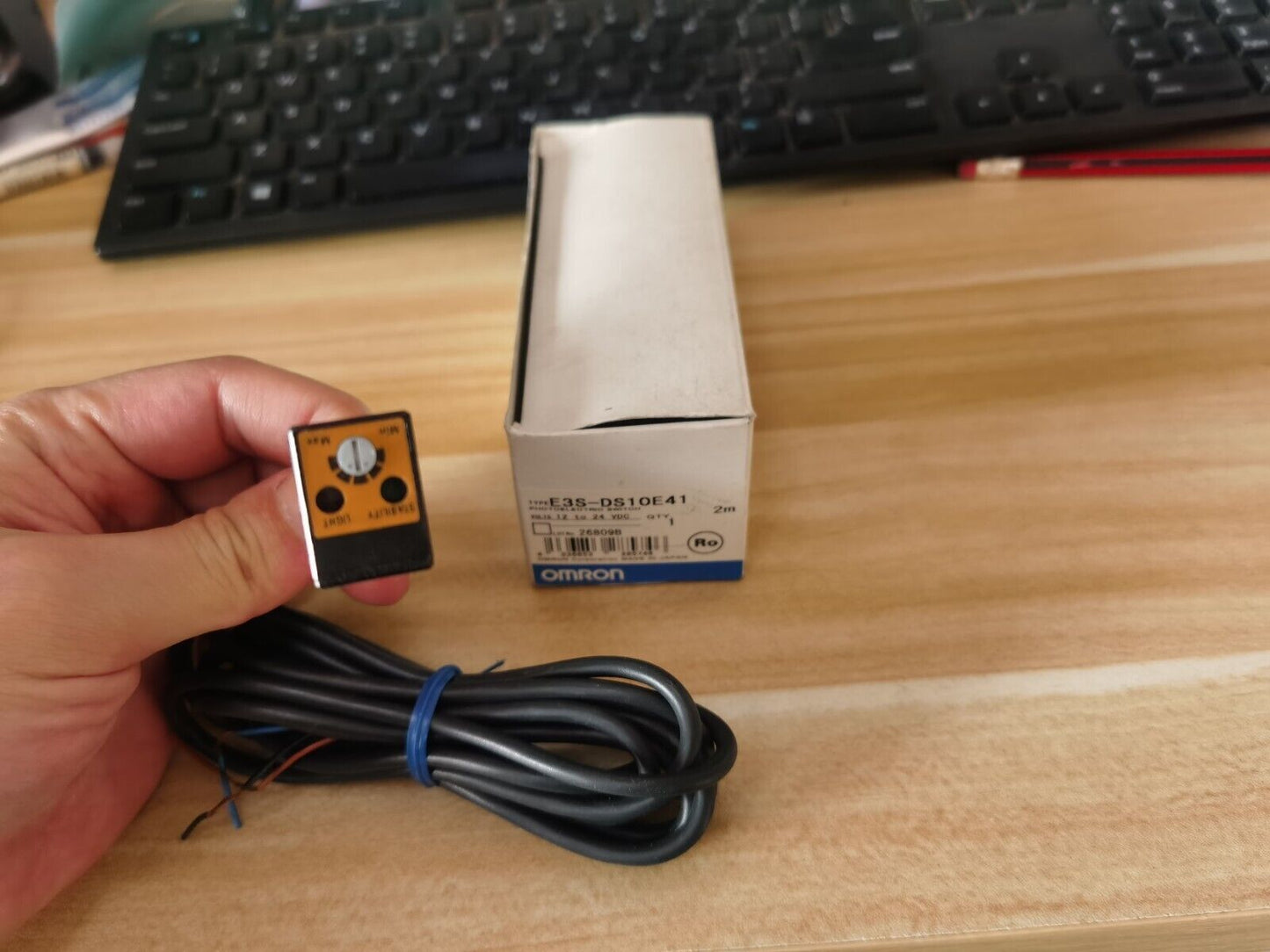 1PC Omron E3S-DS10E41 E3S-DS10E41 Photo Sensor Free Ship