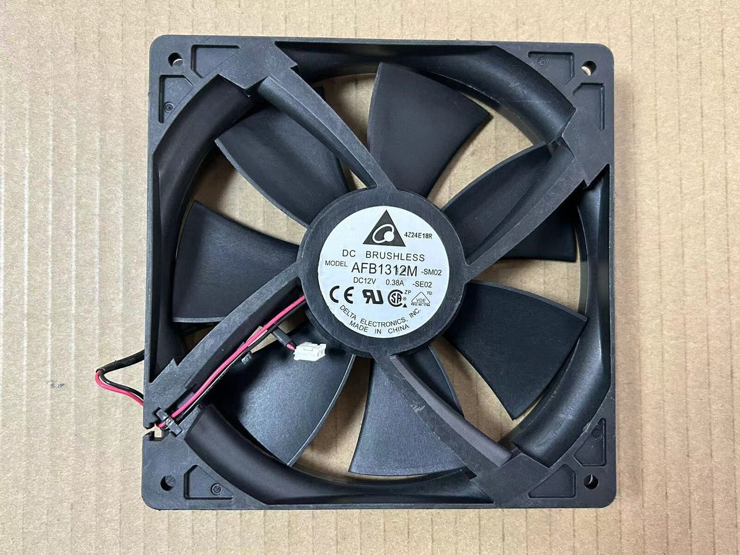 new for Delta 13525 AFB1312M 13.5cm 135mm DC 12V 0.38A 2Wie Case axial Cooling Fan