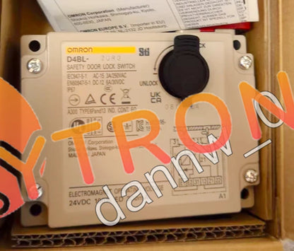 1PC Omron D4BL-2DRG safety door switch