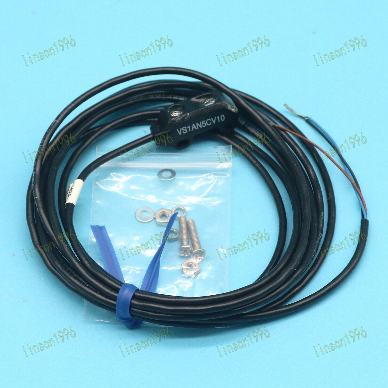 new  BANNER Photoelectric Sensor VS1AN5CV10 In Box Ship BANNER