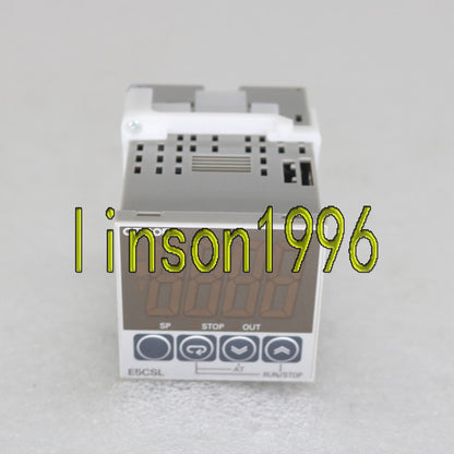 OMRON Temperature Controller E5CSL-QTC 100-240VAC - OMRON