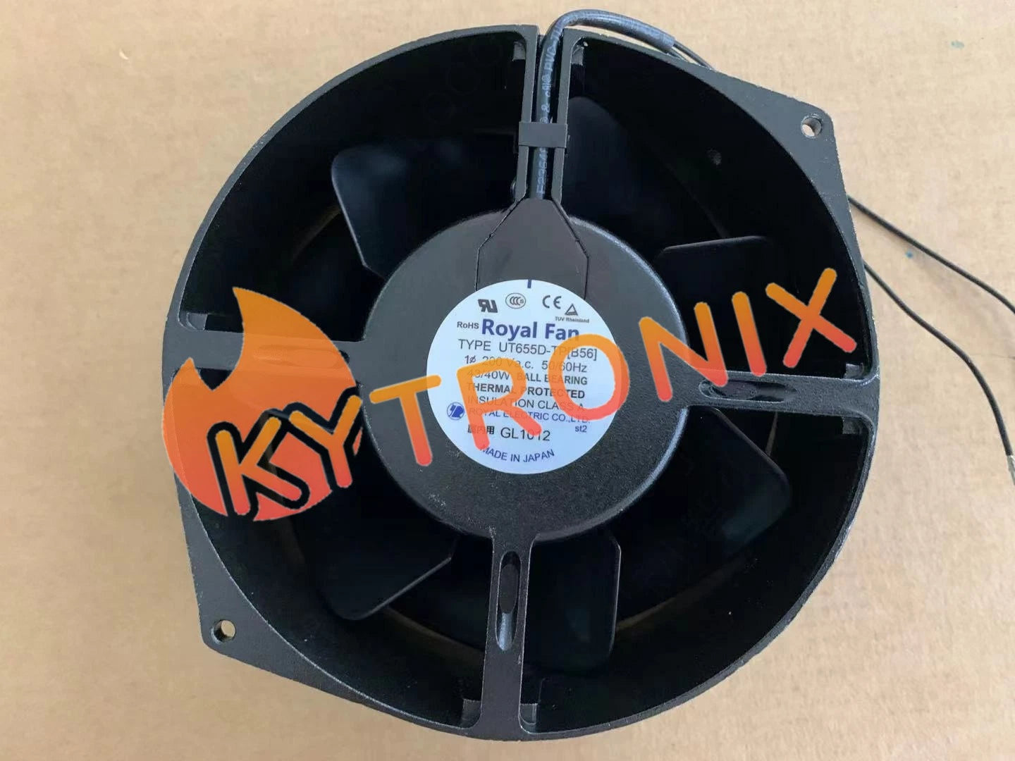 ORIGIANL ROYAL FAN TYPE UT655D-TP(B56) 200V axial flow cooling fan 172*150×55mm