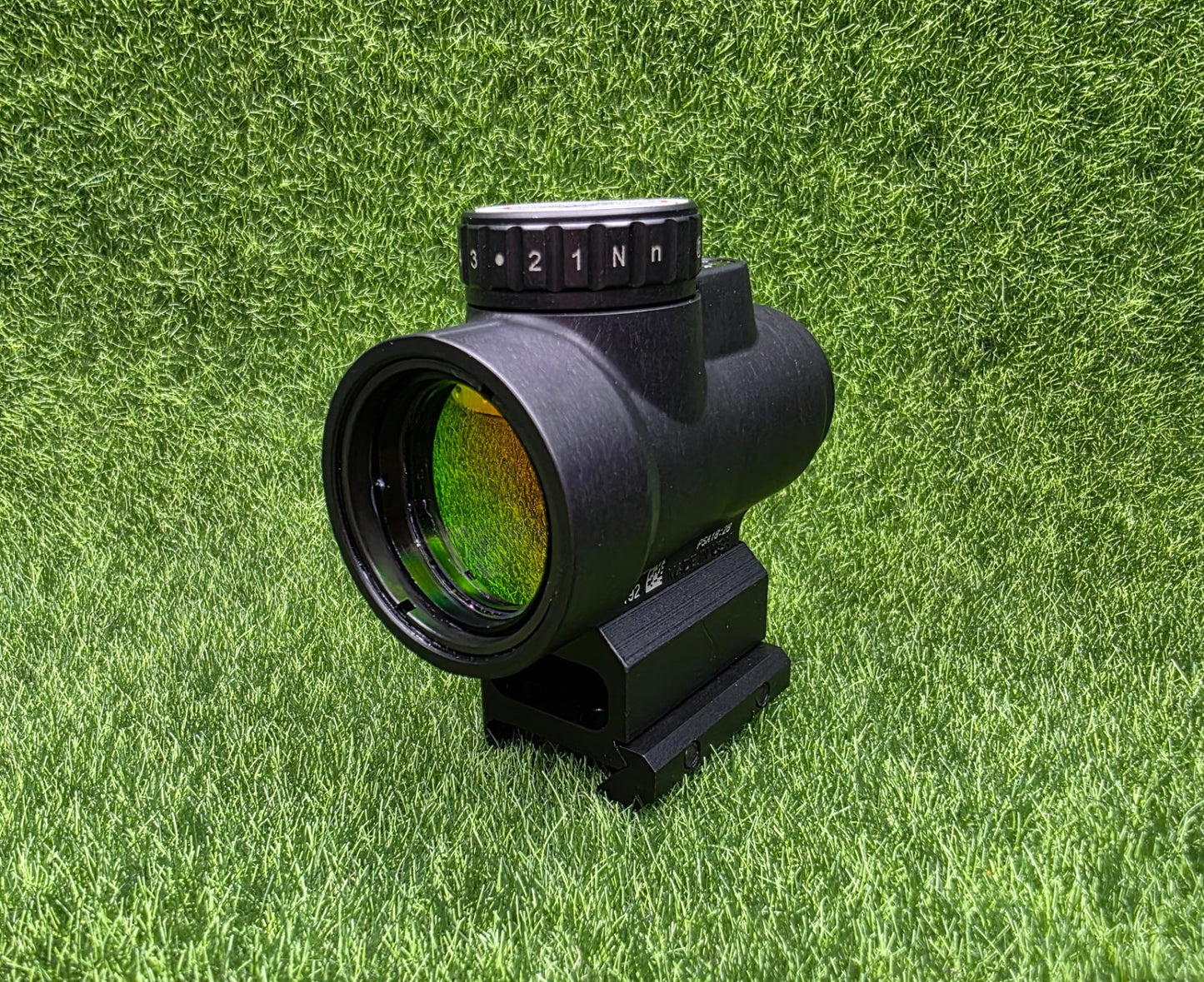 Trijicon #MRO-C-2200052 1x25 MRO HD 68 MOA Circle 2.0 MOA Red Dot Full Mount