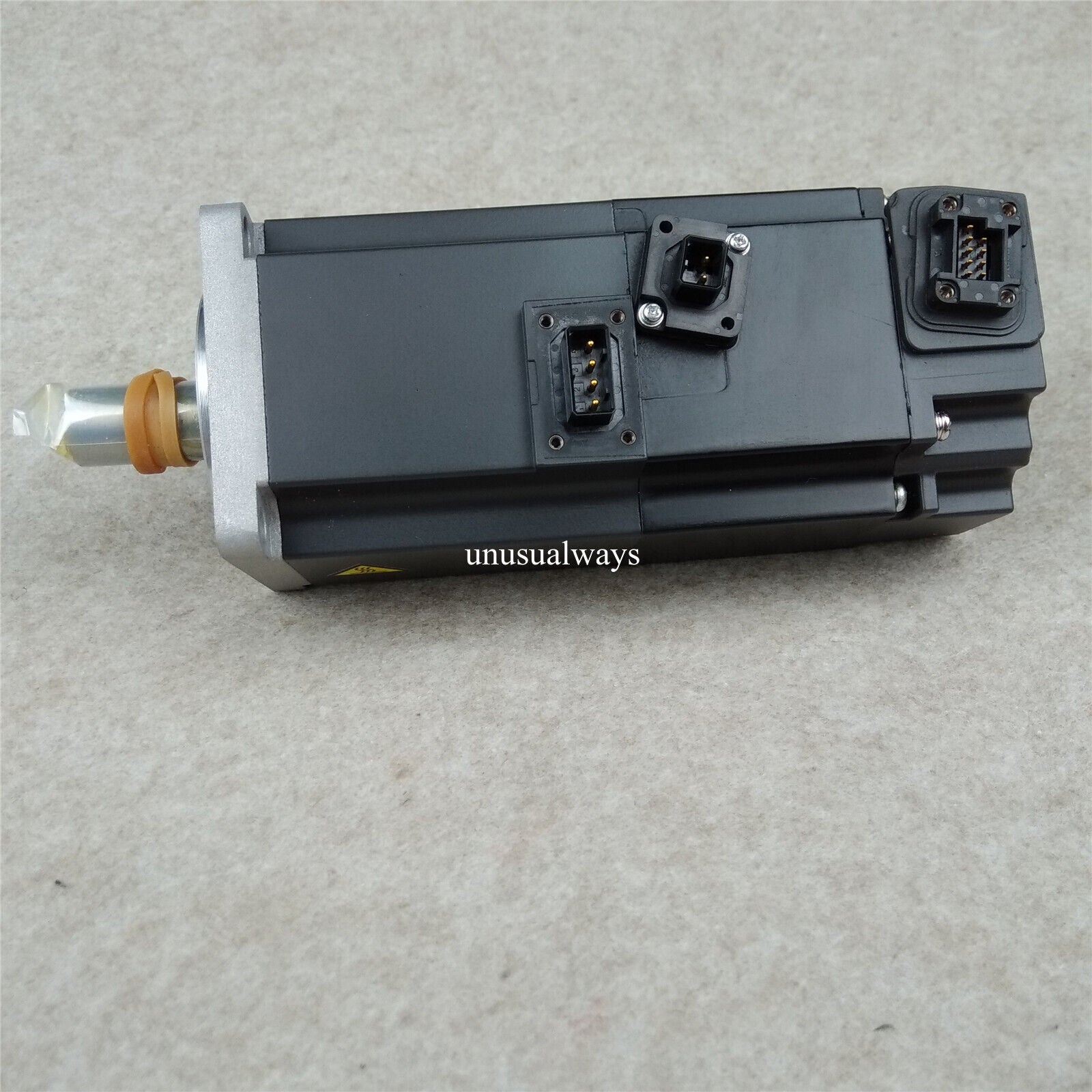 Mitsubishi Servo Motor HFKP43B - MITSUBISHI