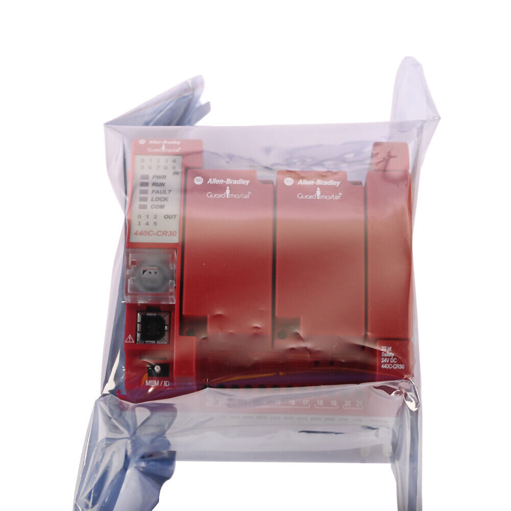 440C-CR30-22BBB Safety Relay with 4 Safety Out 12 Safety In Programable Safety Relay AB NIB - BRAND NAME