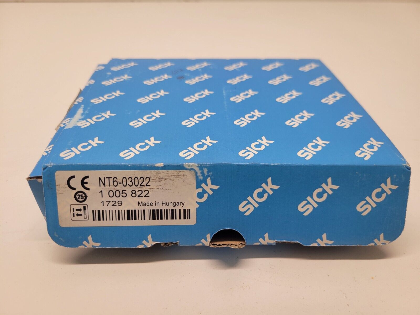 new OLD STOCK! SICK CONTRAST SENSOR NT6-03022 - SICK