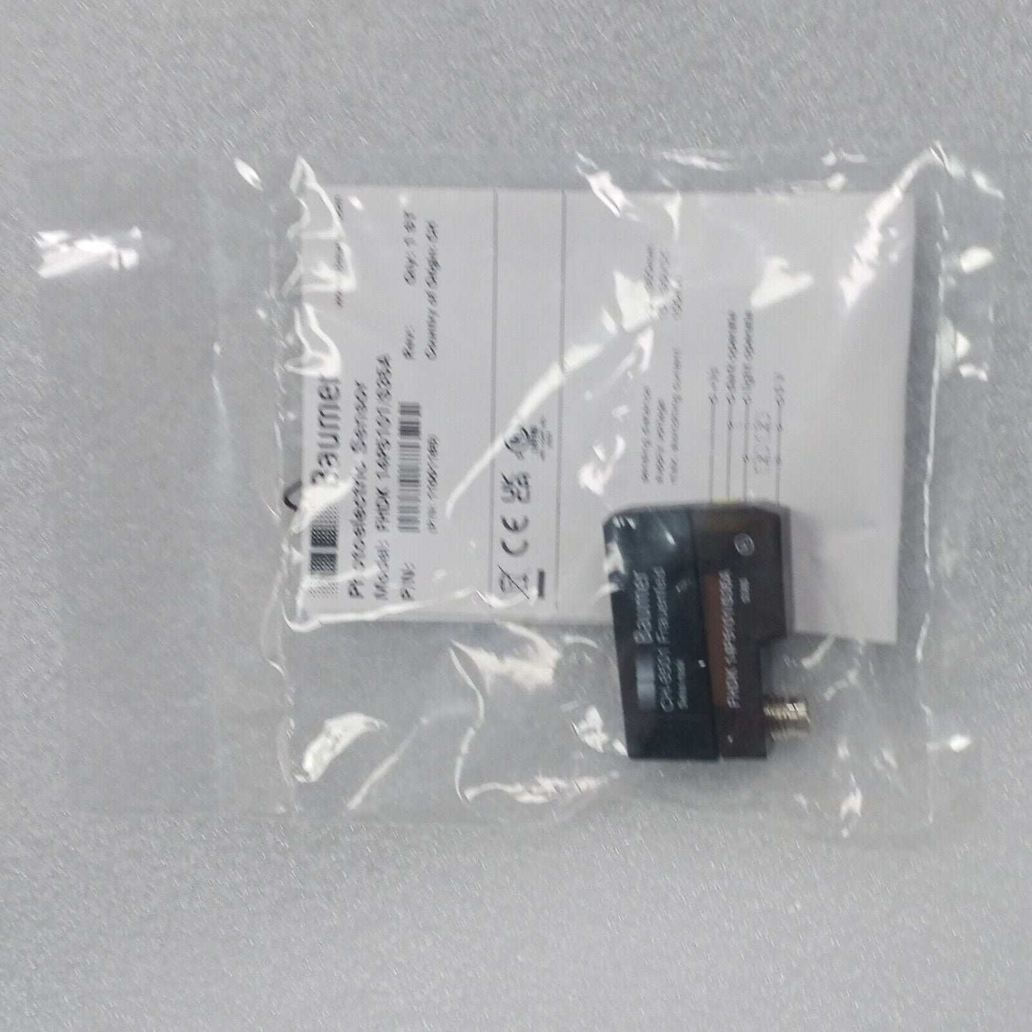 BAUMER FHDK 14P5101/S35A PHOTOELECTRIC SENSOR ( IN PACKAGE)