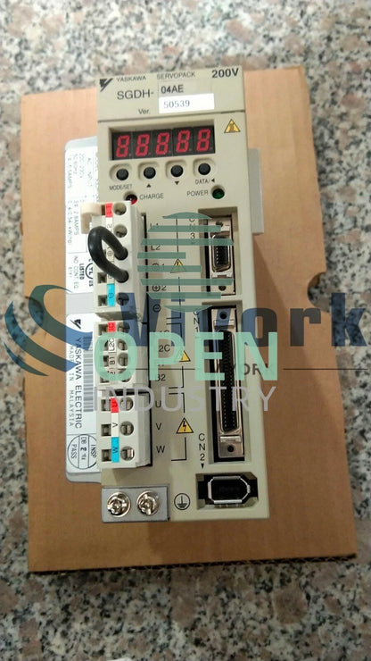 1PCS Yaskawa SGDH-04AE SERVO DRIVE SIGMA SERIES 200-230VAC 50/60HZ