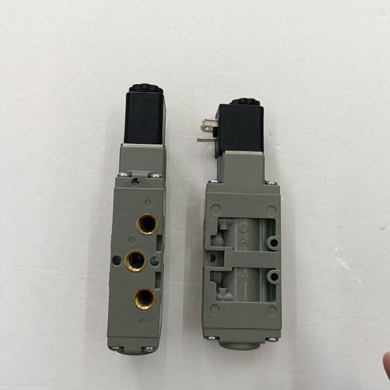 1PC For Rexroth 0820022026 0820023026 Solenoid Valve