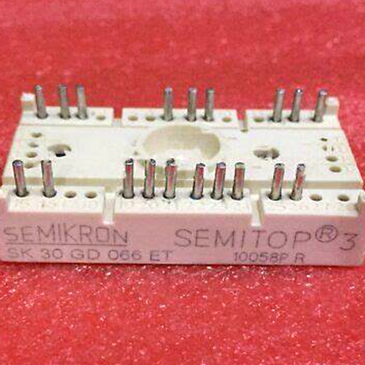 SEMIKRON SK30GD066ET Power Supply Module 300W 400V 90% Efficiency 100A Input 60W Output High Efficiency Power Supply Module for Computers Laptops - SEMIKRON