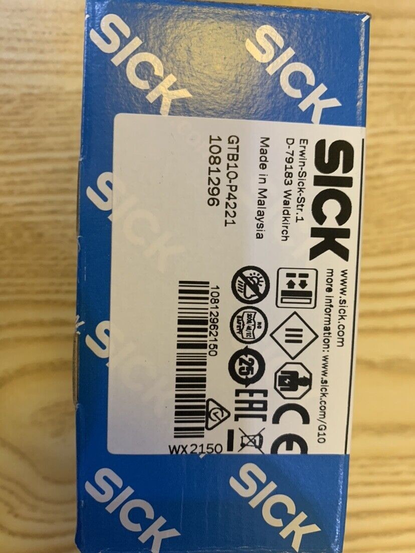 1 PCS SICK GTB10-P4221 1081296 Photoelectric switch infrared sensor