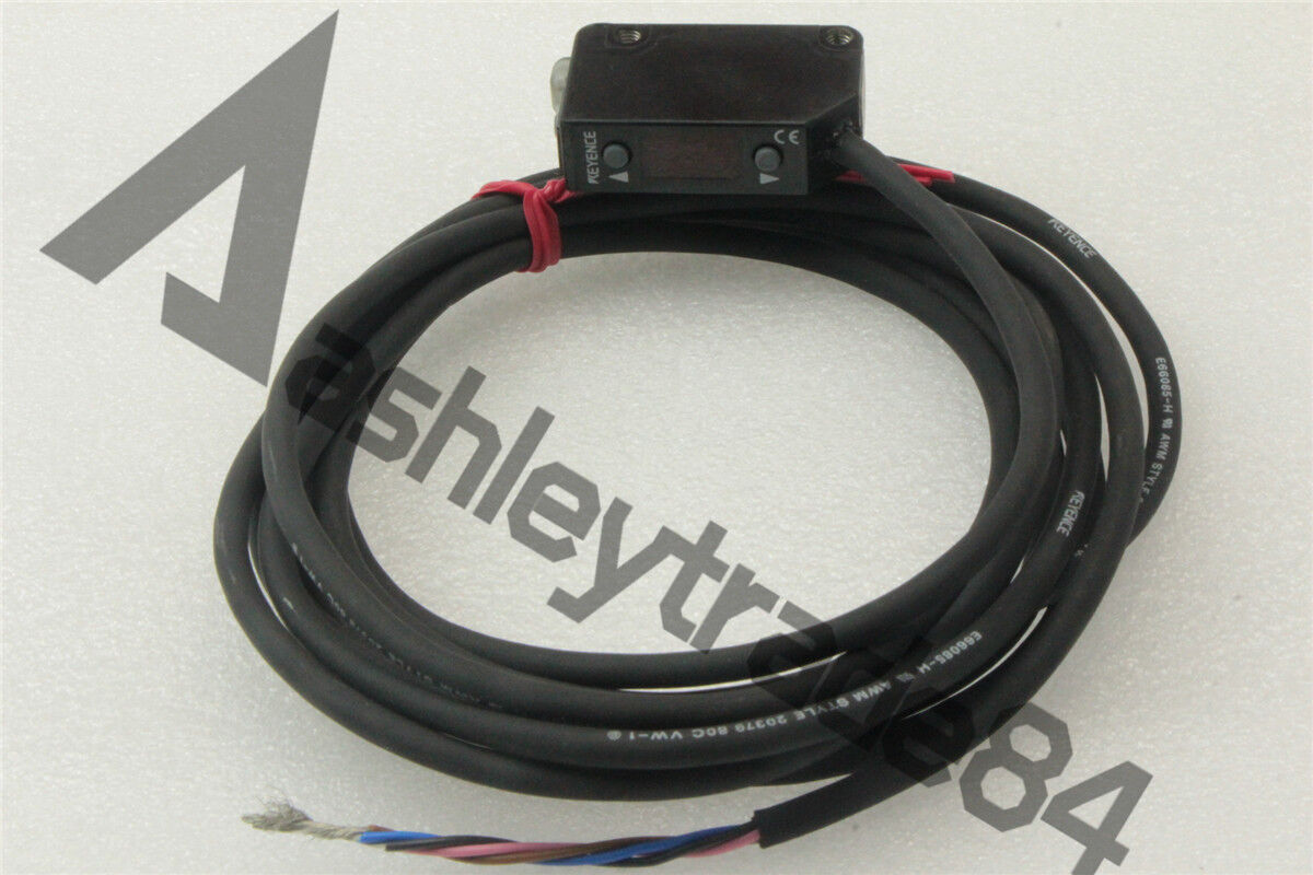1Pc  Keyence Photoelectric Sensor PZ-V11P