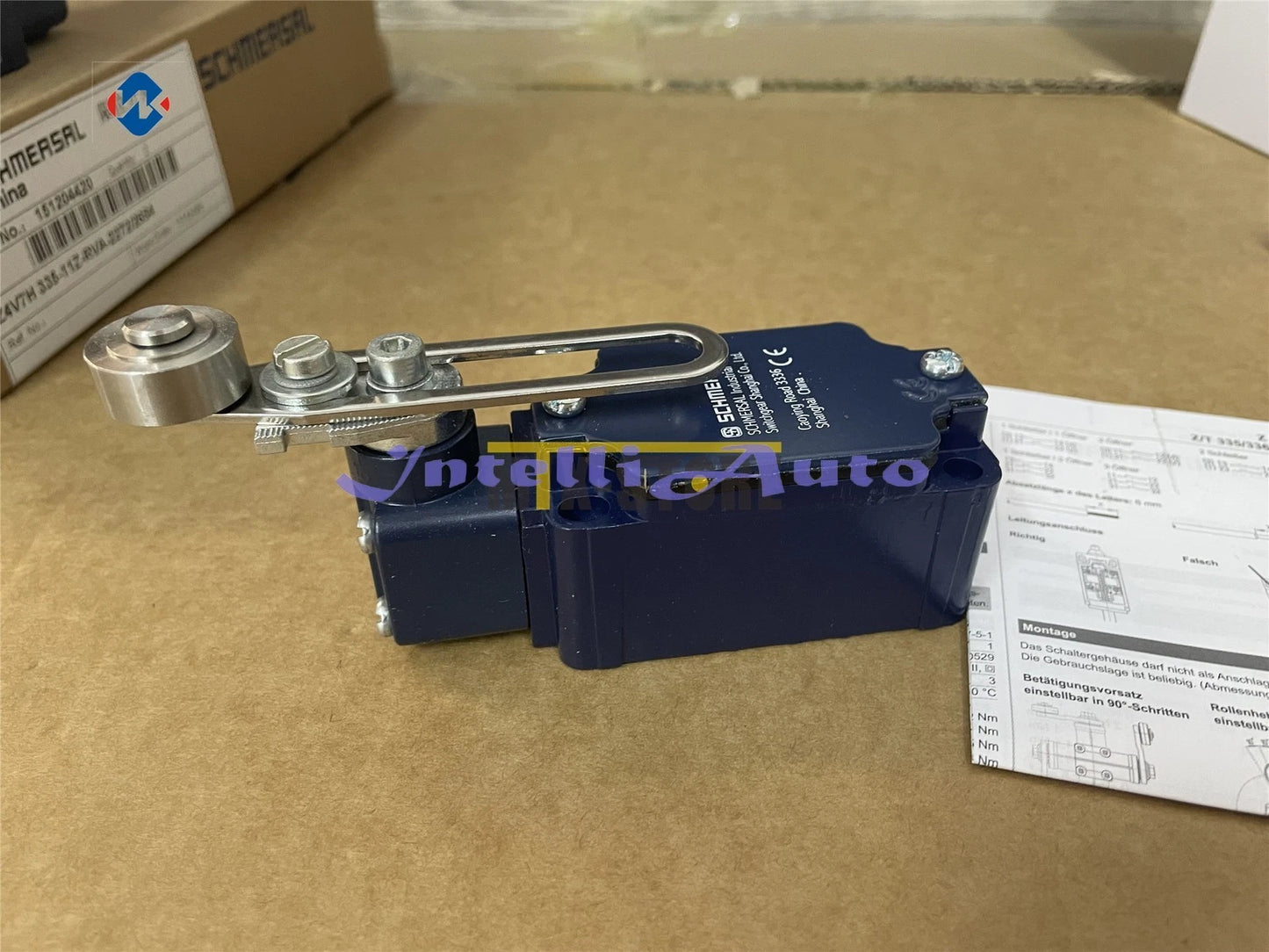1PCS SCHMERSAL limit switch Z4V7H335-11z-RVA-2272/2654