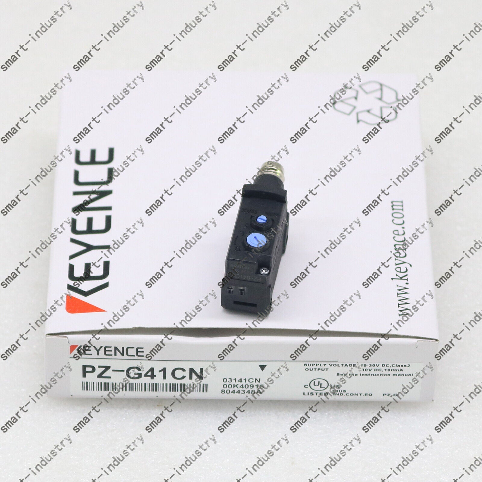 new 1PCS  KEYENCE PZ-G41CN Photoelectric Sensors Spot Stocks