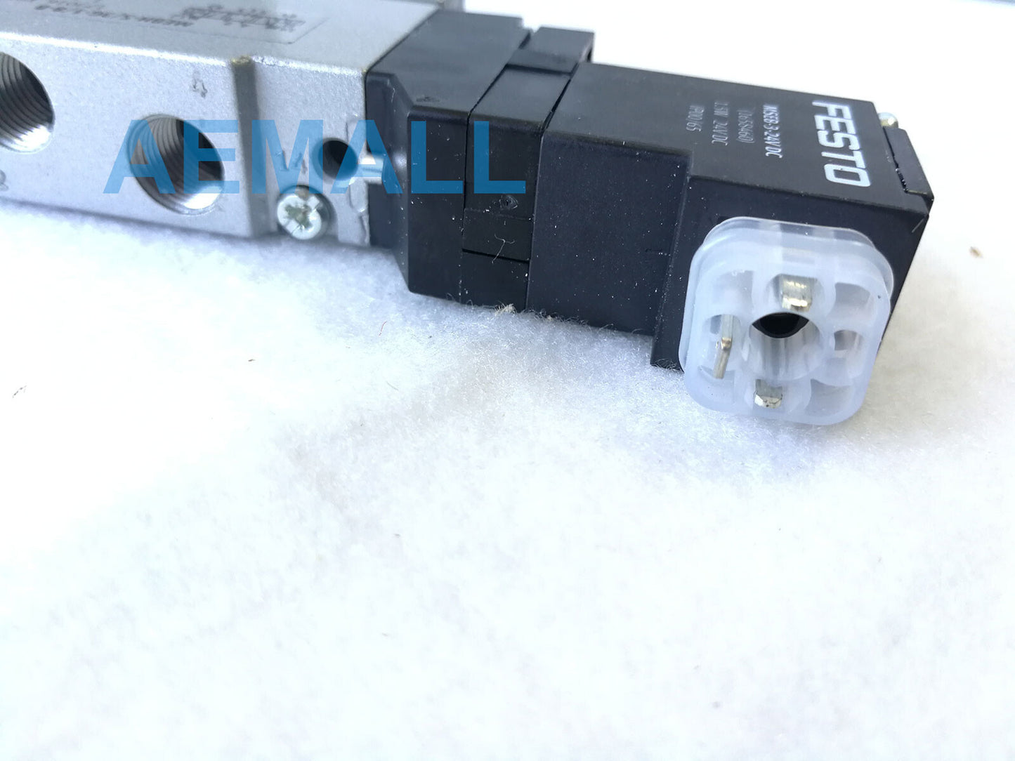 1pc Festo Solenoid Valve MEBH-5/3G-1/8-B 173016 Solenoid Valve