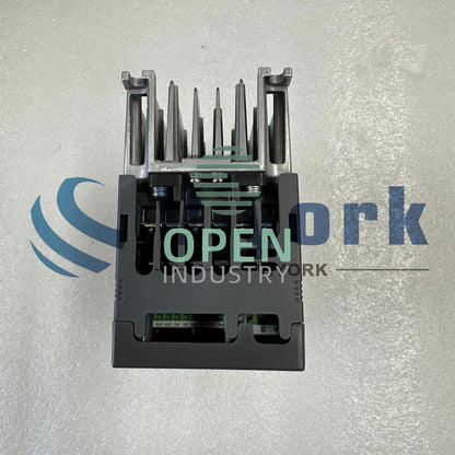 1PCS Mitsubishi FR-E720-030-NA INVERTER